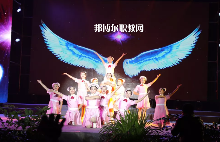 昭通衛(wèi)生學(xué)校2021年學(xué)費、收費多少