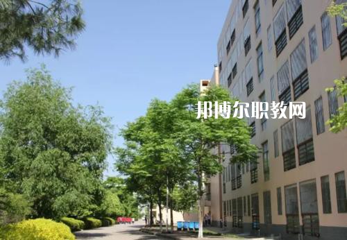 云南曲靖應(yīng)用技術(shù)學(xué)校怎么樣、好不好