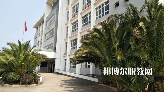 晉寧職業(yè)高級中學2021年報名條件、招生要求、招生對象