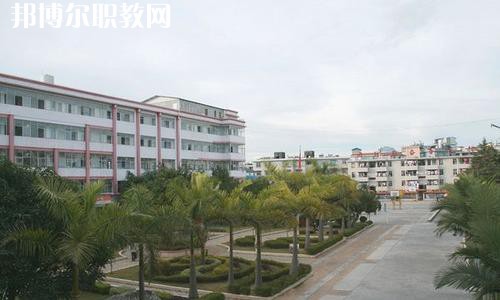 云南省普洱衛(wèi)生學(xué)校怎么樣、好不好