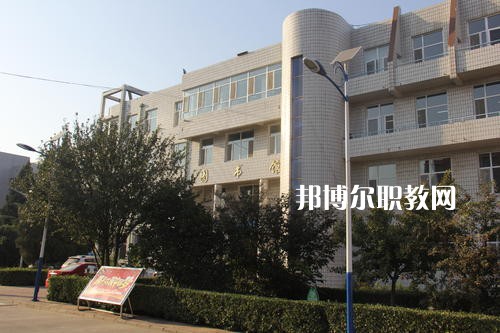 保定滿城職業(yè)技術(shù)教育中心2022年學(xué)費(fèi)、收費(fèi)多少