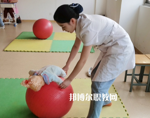 無(wú)錫衛(wèi)生高等職業(yè)技術(shù)學(xué)校怎么樣、好不好
