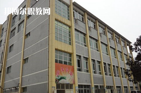 貴陽白云區(qū)職業(yè)技術(shù)學(xué)校2022年報(bào)名條件、招生要求、招生對象