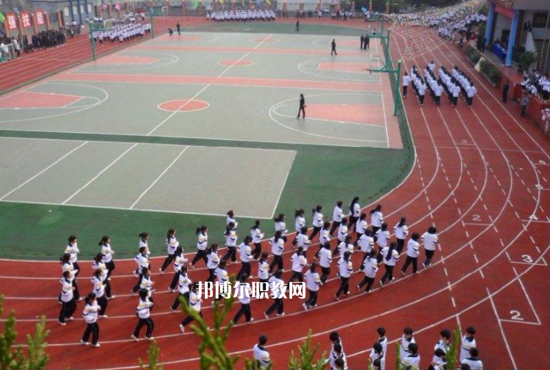 重慶巫溪縣職業(yè)教育中心2022年報(bào)名條件、招生要求、招生對(duì)象