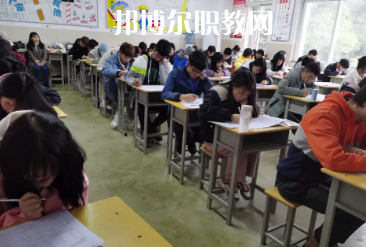赤水中等職業(yè)學(xué)校2022年學(xué)費(fèi)、收費(fèi)多少