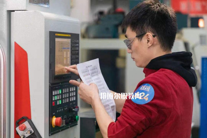 江蘇昆山第一中等專(zhuān)業(yè)學(xué)校2022年報(bào)名條件、招生要求、招生對(duì)象