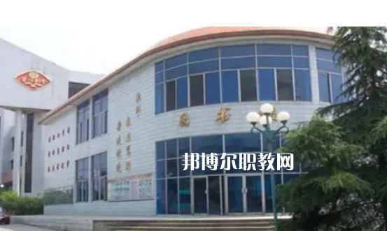 陽旅游職業(yè)學(xué)校2022年報名條件、招生要求、招生對象