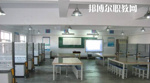 秦皇島市升華中等職業(yè)學校2022年報名條件、招生要求、招生對象