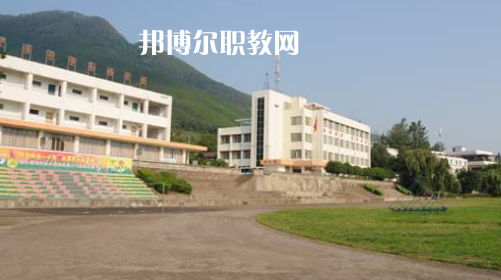 涼山州高級(jí)職業(yè)技術(shù)學(xué)校2022年報(bào)名條件、招生要求、招生對(duì)象