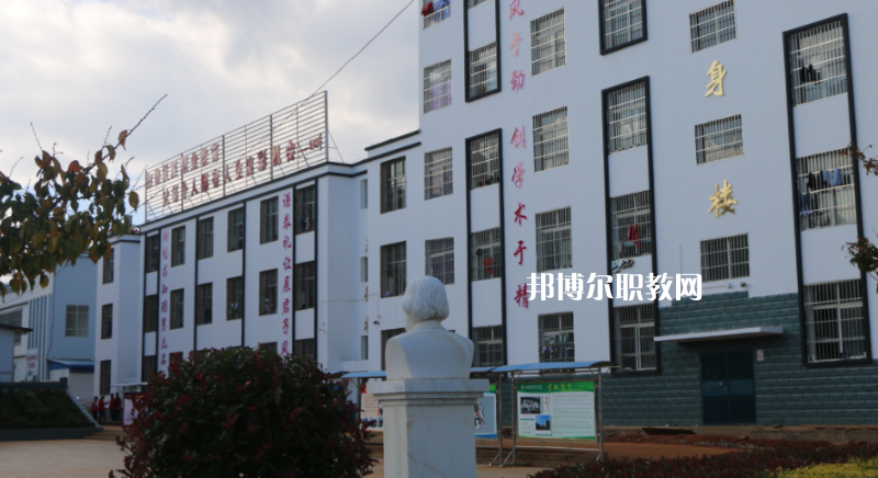 鹽源縣職業(yè)中學(xué)2022年報(bào)名條件、招生要求、招生對象