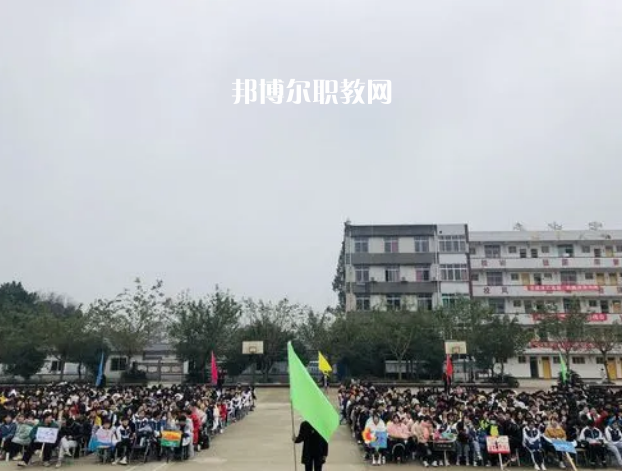瀘州天宇中等職業(yè)技術(shù)學(xué)校2022年學(xué)費(fèi)、收費(fèi)多少