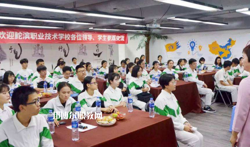 汕頭鮀濱職業(yè)技術(shù)學(xué)校2022年報(bào)名條件、招生要求、招生對(duì)象