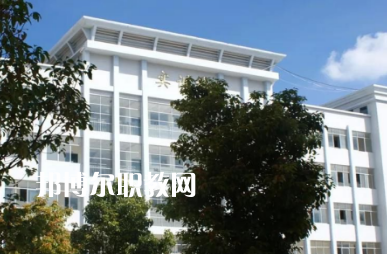鹽源職業(yè)技術(shù)中學(xué)校2022年報名條件、招生要求、招生對象