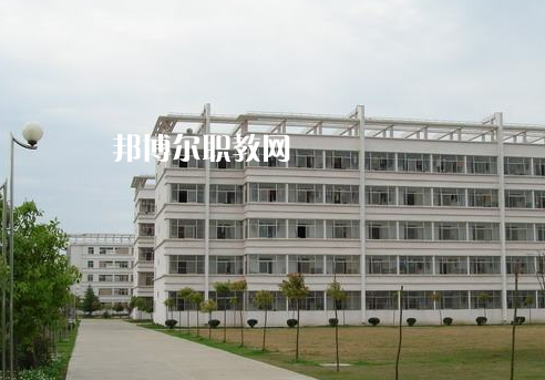 江蘇建湖中等專業(yè)學校2022年報名條件、招生要求、招生對象