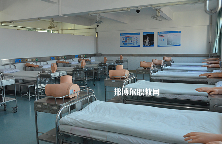 佛山市南海區(qū)衛(wèi)生職業(yè)技術(shù)學(xué)校2022年報(bào)名條件、招生要求、招生對象
