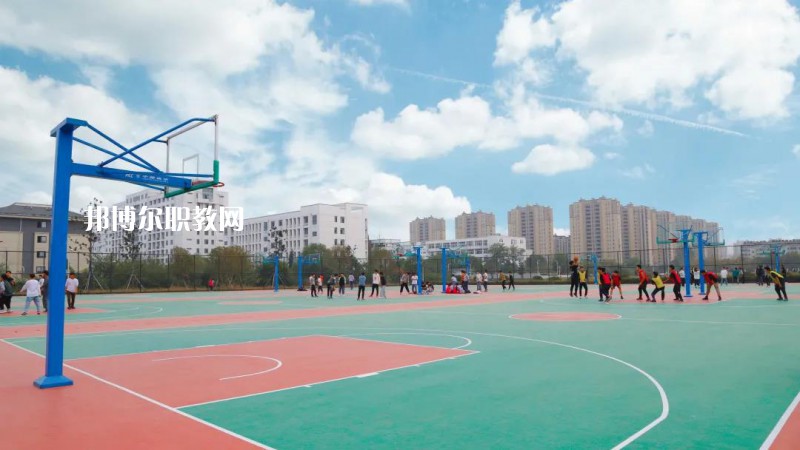 揚(yáng)州高等職業(yè)技術(shù)學(xué)校2022年報(bào)名條件、招生要求、招生對(duì)象
