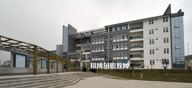 文山文武職業(yè)學(xué)校2022年學(xué)費(fèi)、收費(fèi)多少