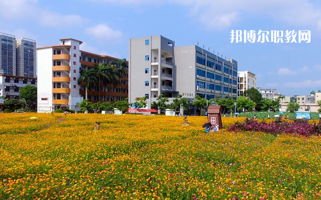 廣西欽州農(nóng)業(yè)學(xué)校2022年報(bào)名條件、招生要求、招生對(duì)象