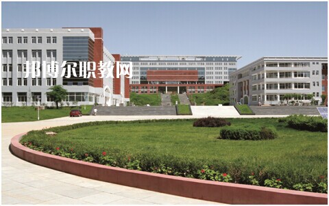 滄州工貿(mào)學(xué)校2022年學(xué)費、收費多少
