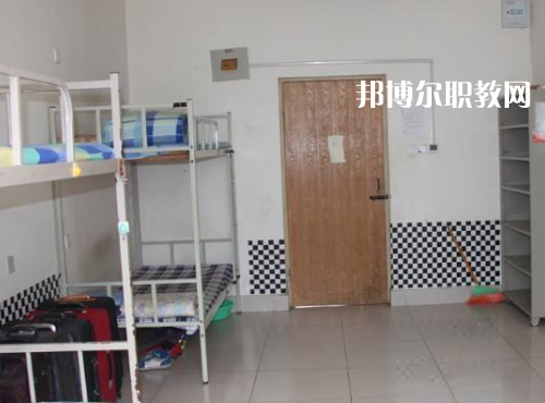 重慶醫(yī)藥經貿2022年宿舍條件