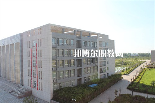 安徽六安技師學(xué)院2022年學(xué)費(fèi)、收費(fèi)多少