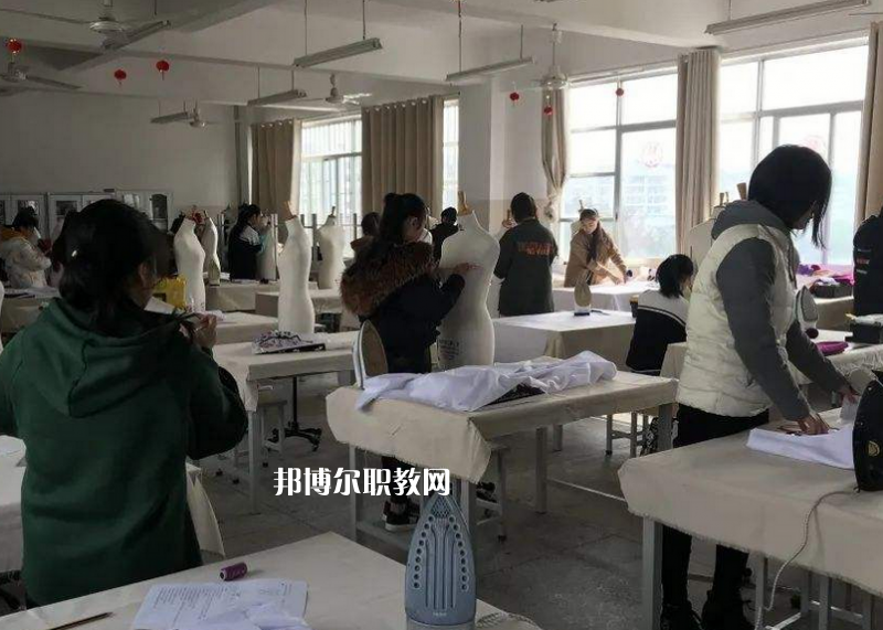 大關(guān)縣職業(yè)高級(jí)中學(xué)2022年報(bào)名條件、招生要求、招生對(duì)象