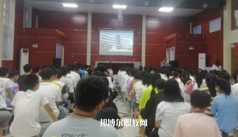 博野縣職業(yè)技術(shù)教育中心2022年報(bào)名條件、招生要求、招生對(duì)象