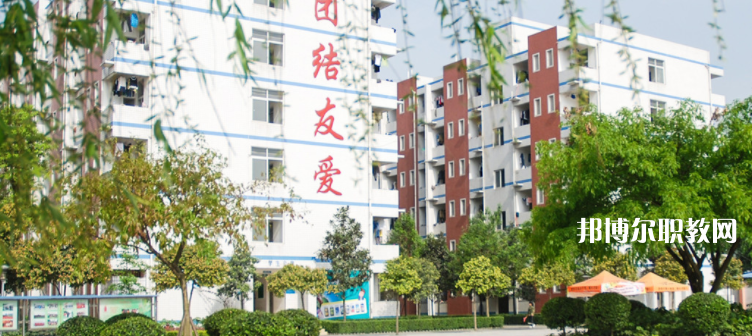 成都指南針職業(yè)技術(shù)學(xué)校怎么樣、好不好