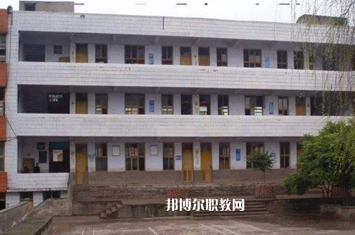 岳池白廟職業(yè)中學(xué)校2022年報名條件、招生要求、招生對象