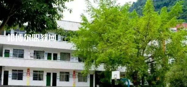 沐川縣中等職業(yè)學校2022年報名條件、招生要求、招生對象