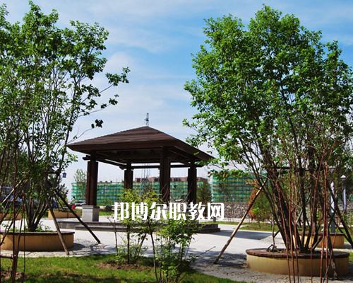 靈山職業(yè)技術(shù)學校2022年報名條件、招生要求、招生對象