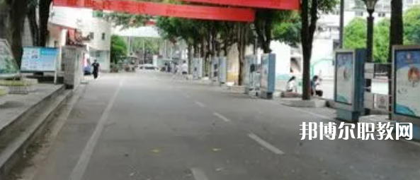 柳州機(jī)電工業(yè)學(xué)校2022年報(bào)名條件、招生要求、招生對(duì)象