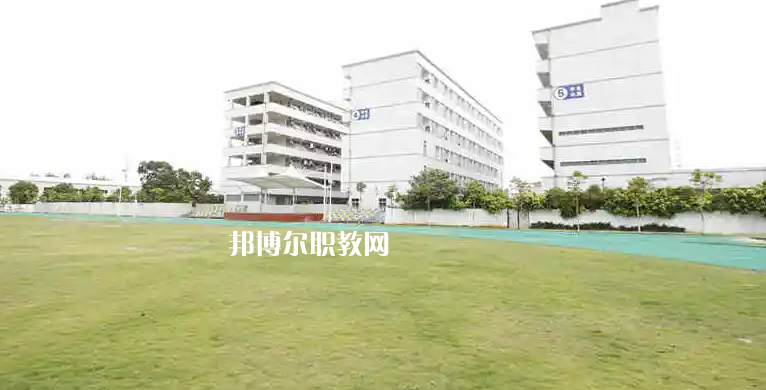 廣州金領(lǐng)技工學(xué)校2022年報(bào)名條件、招生要求、招生對(duì)象