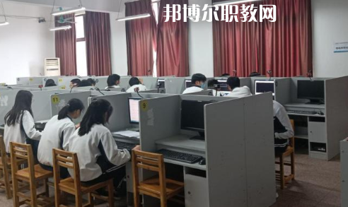武漢建設(shè)學(xué)校2022年報(bào)名條件、招生要求、招生對(duì)象