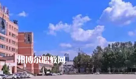 廣州工商技工學(xué)校2022年報名條件、招生要求、招生對象