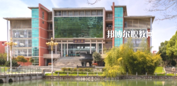 江蘇經(jīng)貿職業(yè)技術學院好不好_2023年有單招嗎