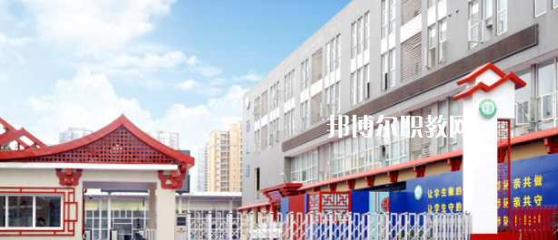 成都華商理工職業(yè)學(xué)校2023年學(xué)費(fèi)、收費(fèi)多少