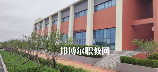 2023青島西大技工學(xué)校招生計(jì)劃 招生人數(shù)是多少(附要求、條件、對象)