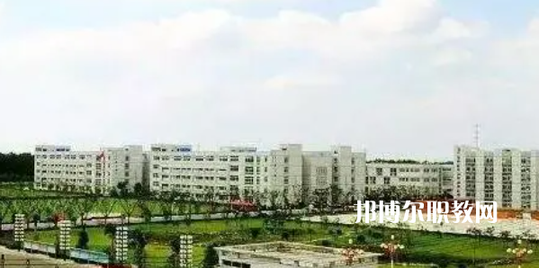 江蘇省高郵中等專業(yè)學(xué)校地址在哪里，哪個地區(qū)，哪個城市?