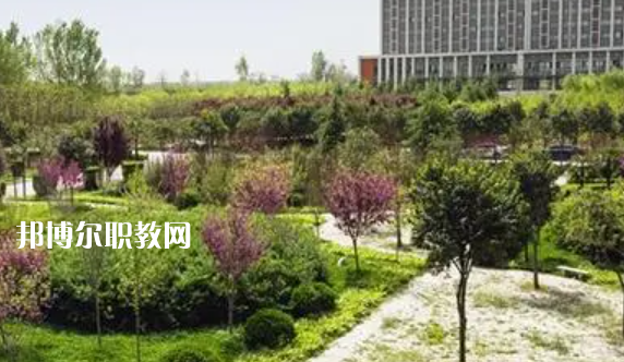 陜西省高新技術(shù)學(xué)校地址，乘車路線