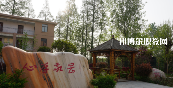 陜西省機(jī)械高級(jí)技工學(xué)校地址，乘車路線