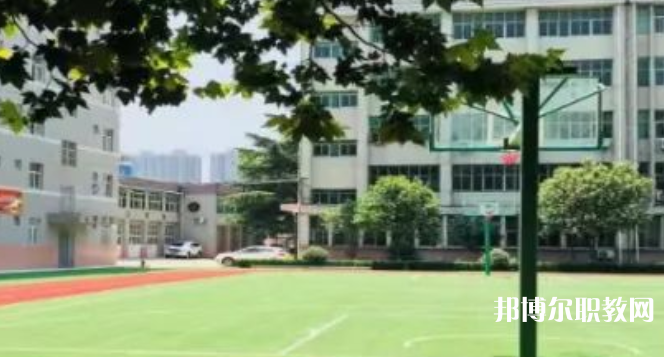 西安澤秦技工學(xué)校地址，乘車路線