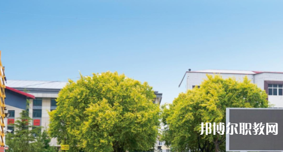 昌黎衛(wèi)生職業(yè)中等專業(yè)學(xué)校地址，乘車路線