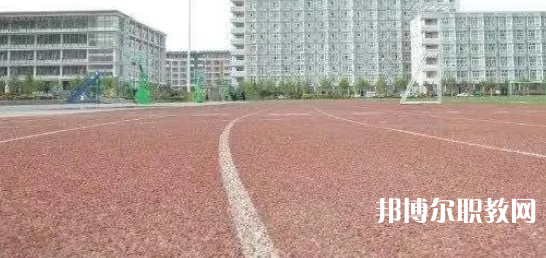 邢臺技師學院地址，乘車路線