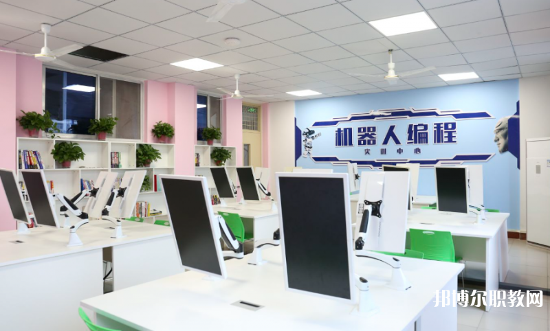 2023鄭州新華中等專業(yè)學校招生計劃 招生人數(shù)是多少(附要求、條件、對象)