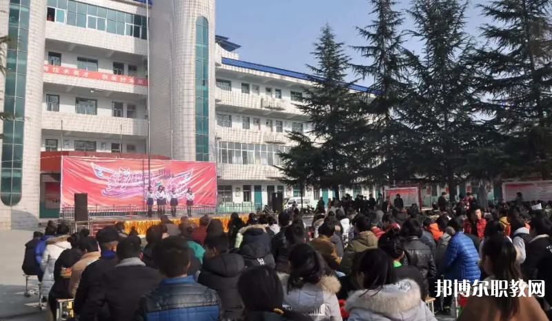 2023洛寧縣中等職業(yè)學(xué)校多少錢(qián) 洛寧縣中等職業(yè)學(xué)校各專(zhuān)業(yè)學(xué)費(fèi)收費(fèi)標(biāo)準(zhǔn)