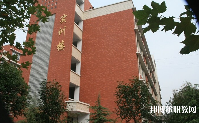 漯河市食品工業(yè)中等專業(yè)學(xué)校怎么樣、好不好