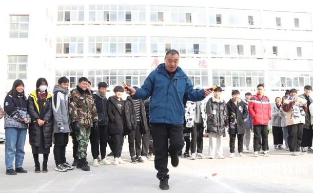 臨潁縣職業(yè)教育中心地址，乘車(chē)路線
