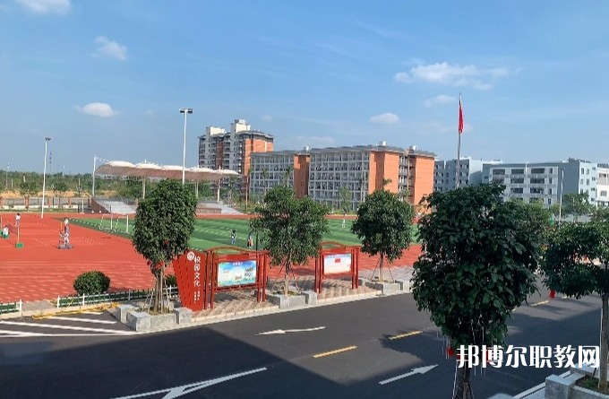 2024貴港市白云職業(yè)技術(shù)學(xué)校招生計(jì)劃 招生人數(shù)是多少(附要求、條件、對(duì)象)
