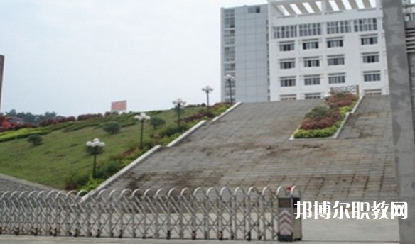2024百色市民族工業(yè)中等專業(yè)學(xué)校招生計(jì)劃 招生人數(shù)是多少(附要求、條件、對(duì)象)